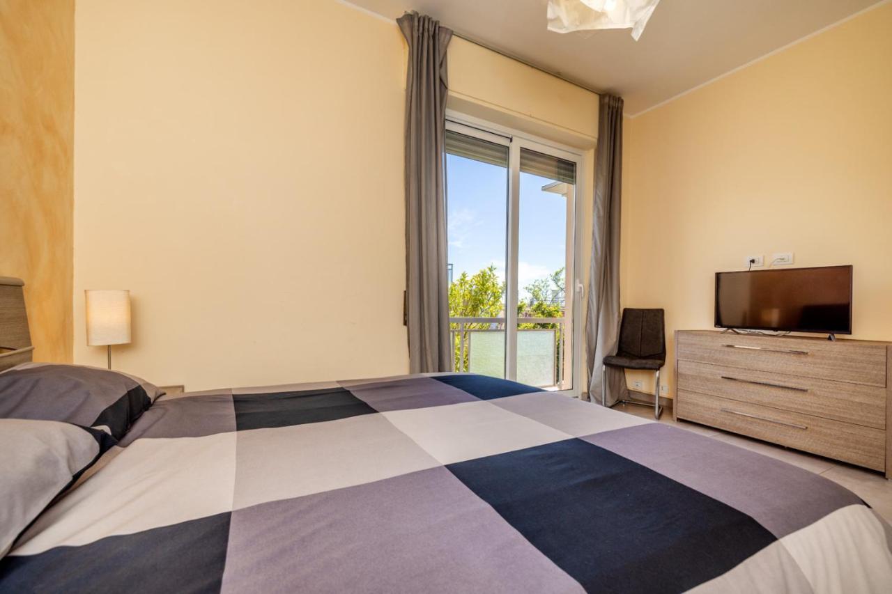 CASA MATILDE - Appartamento Vista Mare - con posto auto Finale Ligure Esterno foto